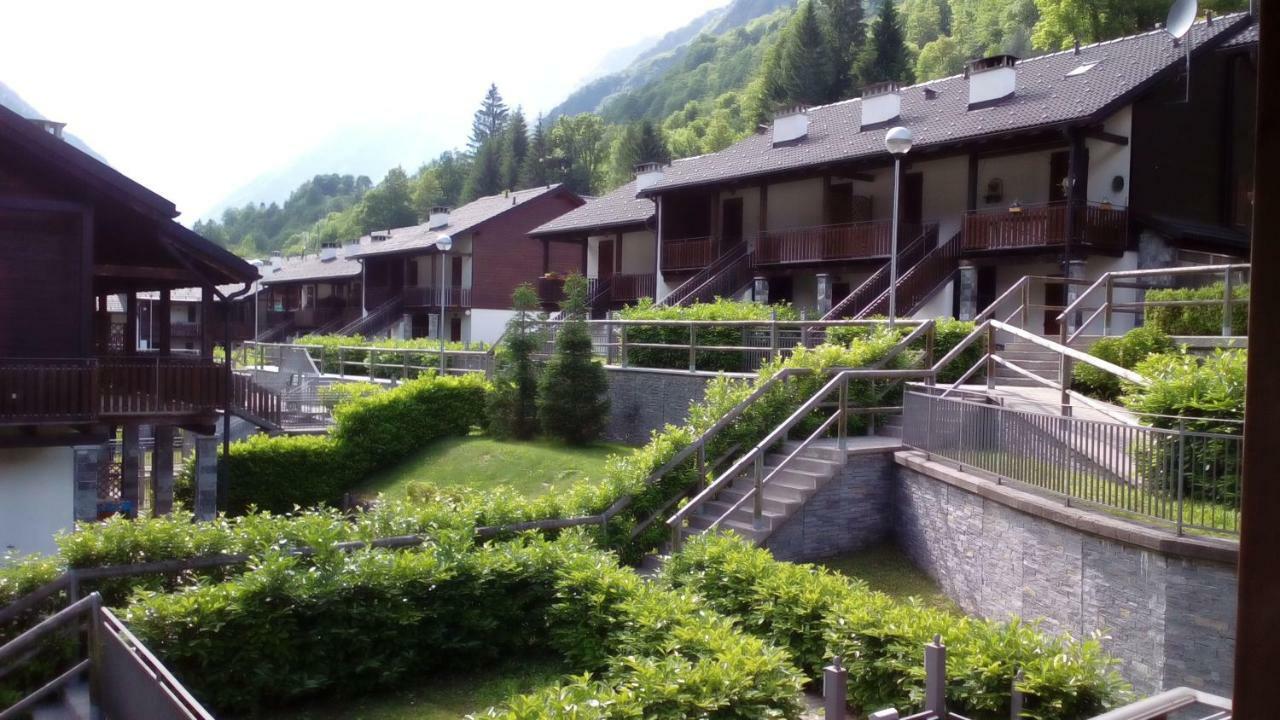 La Dimora Delle Corti Villa Vanzone Luaran gambar